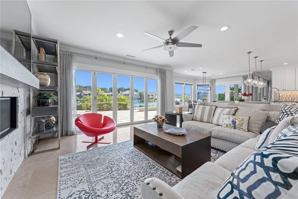 Fireplace, Interior, Living room, Pendant Lights, Recessed Lighting, Water
