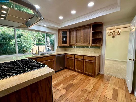 Chandelier, Interior, Kitchen, Recessed Lighting, Wood Texture Flooring