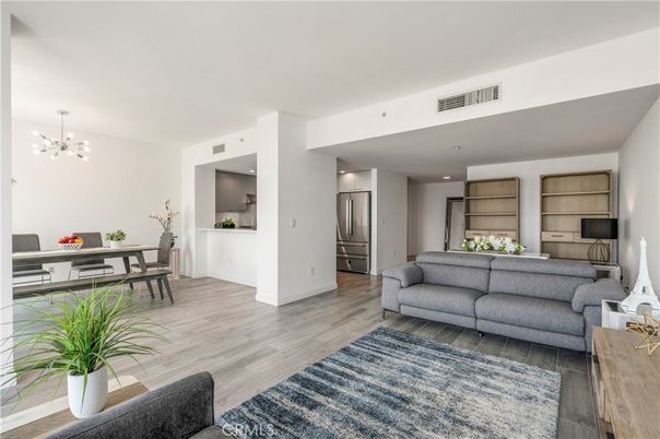 Dining room, Interior, Kitchen, Living room, Pendant Lights, Recessed Lighting, Stainless Steel Appliances, Wood Texture Flooring