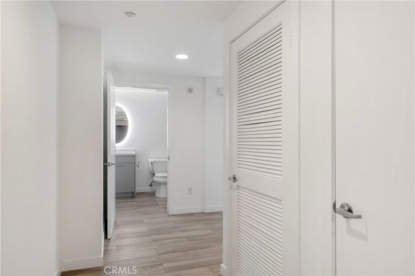 Bathroom, Interior, Recessed Lighting, Wood Texture Flooring