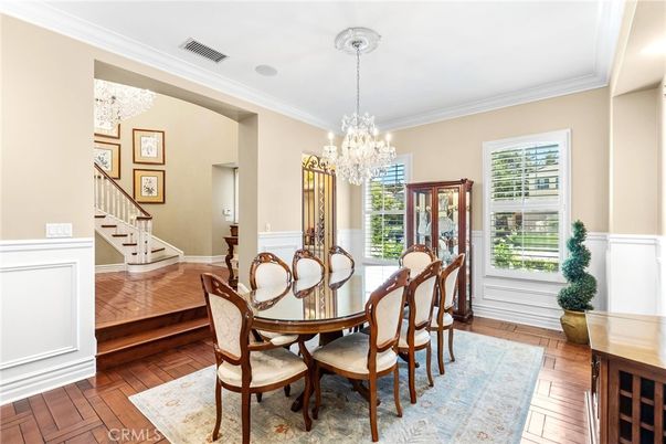 Chandelier, Dining room, Interior, Wood Texture Flooring