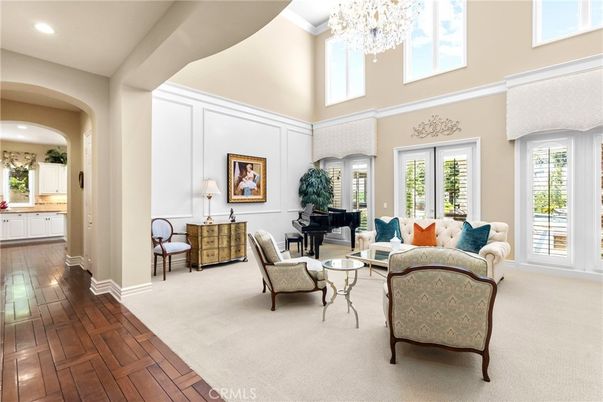 Chandelier, Interior, Living room, Piano, Recessed Lighting, Wood Texture Flooring