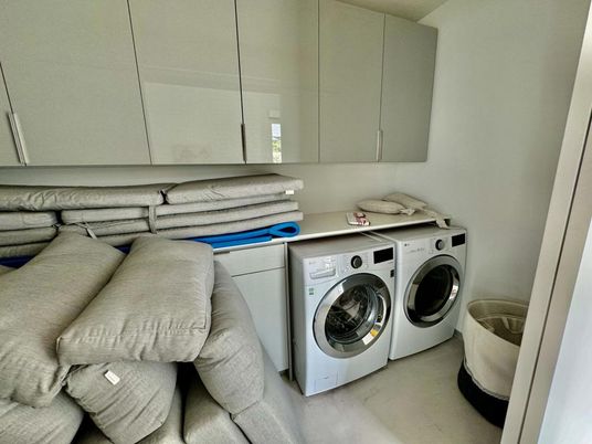 Interior, Washer