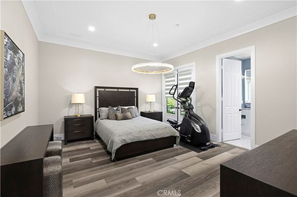 Bedroom, Fitness Equipment, Interior, Recessed Lighting, Wood Texture Flooring