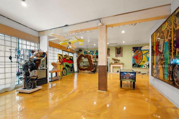 Interior, Recessed Lighting