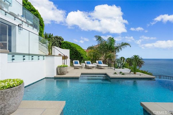 Exterior, Pool, Water