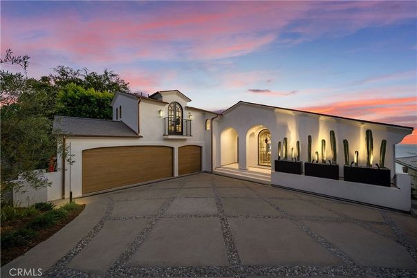 Attached, Exterior, Facade, Spanish Mediterranean