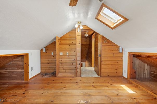 Empty room, Interior, Wood Texture Flooring, Wooden Walls