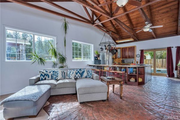 Interior, Kitchen, Living room, Pendant Lights, Wooden Beams, Wooden Ceilings