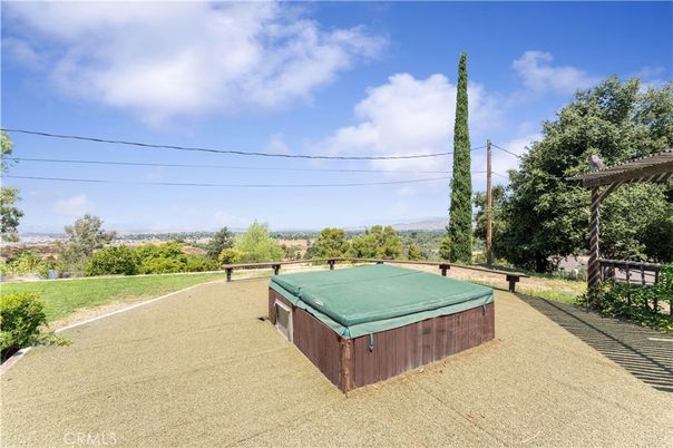 Exterior, Hot Tub