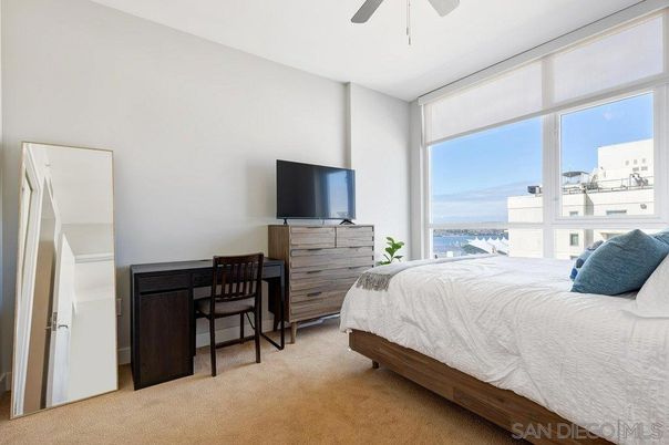 Bedroom, Interior, Water