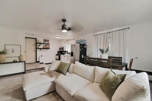 Dining room, Interior, Kitchen, Living room, Stainless Steel Appliances, Wood Texture Flooring