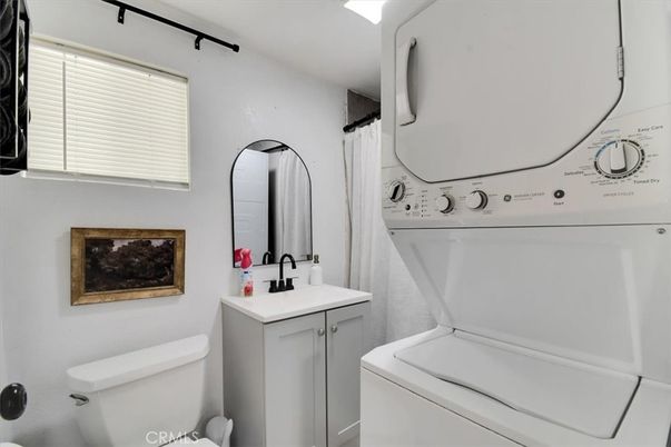 Bathroom, Interior, Utility Closets, Washer