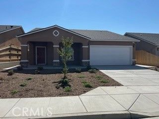 Attached, Exterior, Facade, Ranch