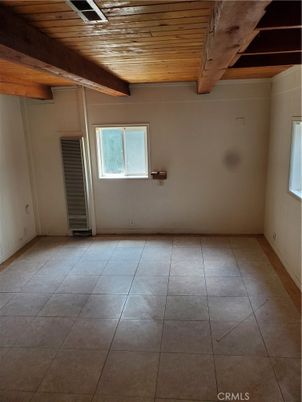 Empty room, Interior, Wooden Beams, Wooden Ceilings