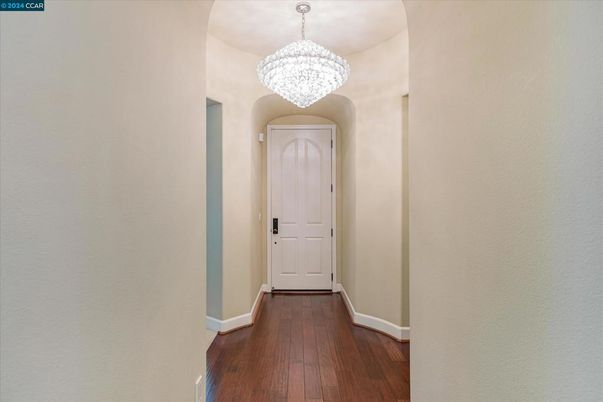 Chandelier, Interior, Wood Texture Flooring