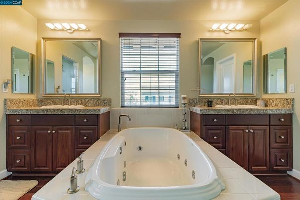 Bathroom, Dual Sink Vanities, Interior, Wood Texture Flooring