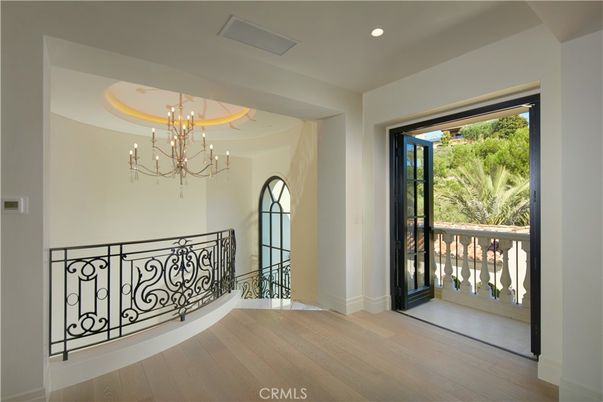 Chandelier, Interior, Recessed Lighting, Wood Texture Flooring