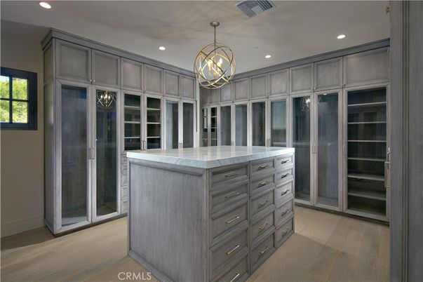 Interior, Pendant Lights, Recessed Lighting, Wood Texture Flooring