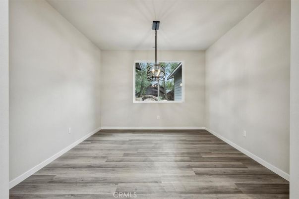 Empty room, Interior, Pendant Lights, Wood Texture Flooring