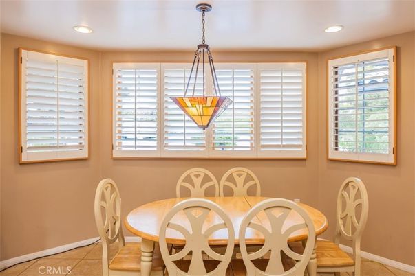 Dining room, Interior, Pendant Lights, Recessed Lighting