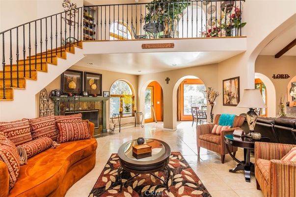 Fireplace, Interior, Living room, Recessed Lighting
