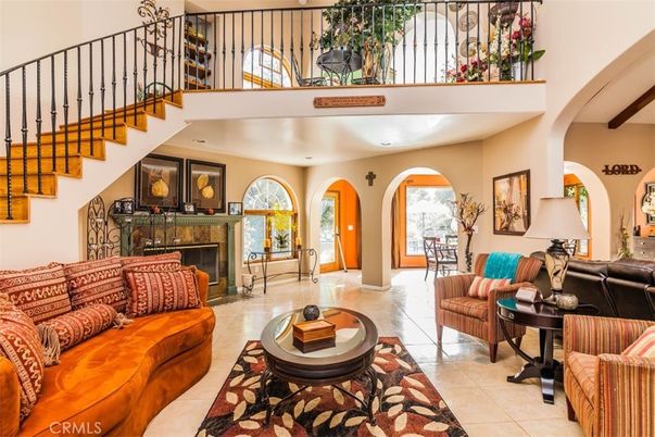 Fireplace, Interior, Living room, Recessed Lighting
