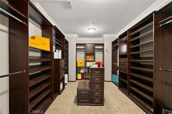 Interior, Walk-in Closets