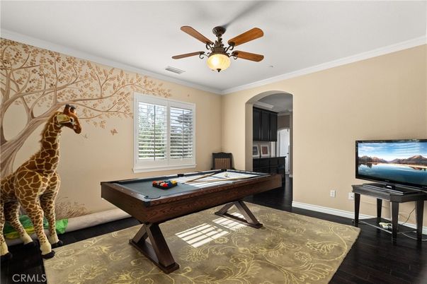 Billiard Table, Game Room, Interior, Wood Texture Flooring