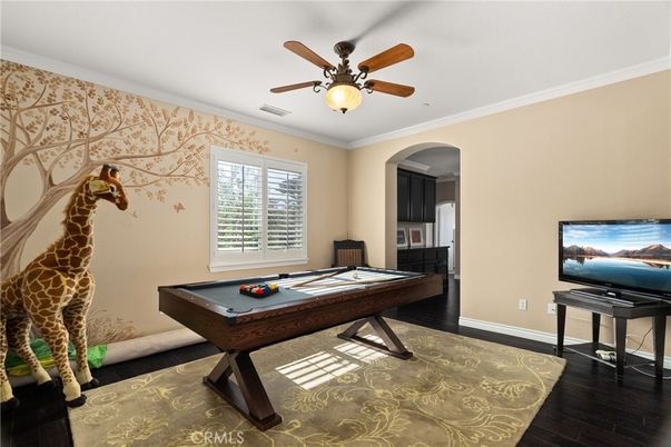 Billiard Table, Game Room, Interior, Wood Texture Flooring