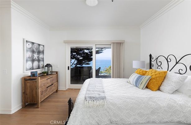 Bedroom, Interior, Water, Wood Texture Flooring