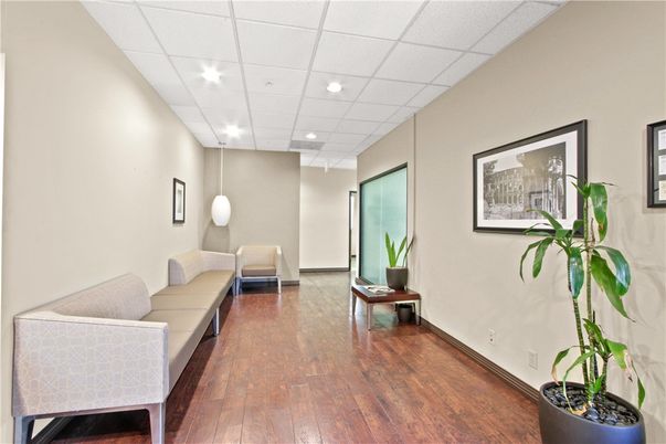 Interior, Pendant Lights, Recessed Lighting, Wood Texture Flooring