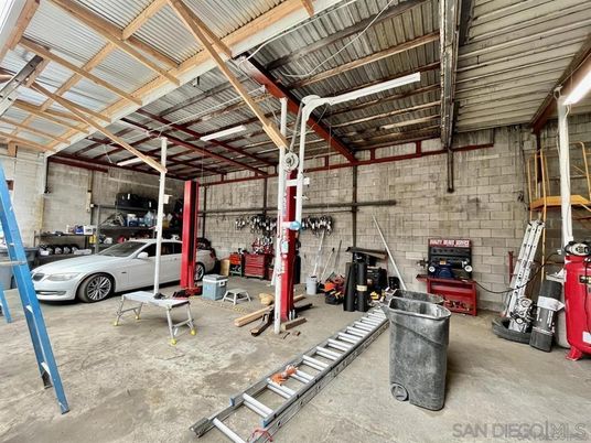 Garage, Interior, Stone Walls
