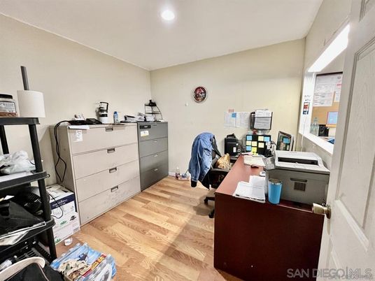 Home Office, Interior, Recessed Lighting, Wood Texture Flooring