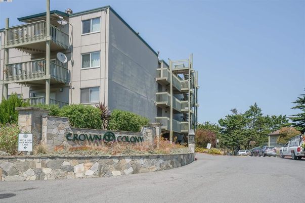 Exterior, Facade, Condo Building