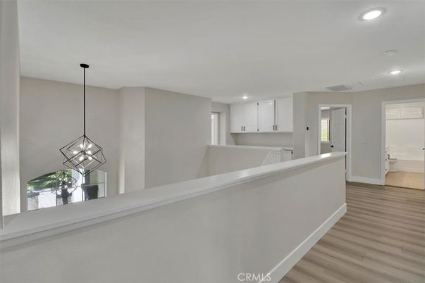 Interior, Pendant Lights, Recessed Lighting, Wood Texture Flooring