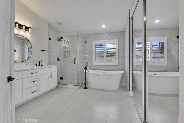 Bathroom, Dual Sink Vanities, Free Standing Baths, Glass Shower, Interior, Recessed Lighting