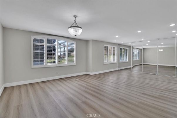 Empty room, Interior, Pendant Lights, Recessed Lighting, Wood Texture Flooring