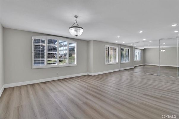 Empty room, Interior, Pendant Lights, Recessed Lighting, Wood Texture Flooring