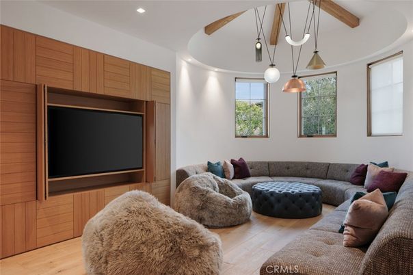 Interior, Living room, Pendant Lights, Recessed Lighting, Wooden Beams, Wood Texture Flooring, Wooden Walls