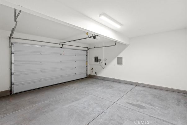 Garage, Interior