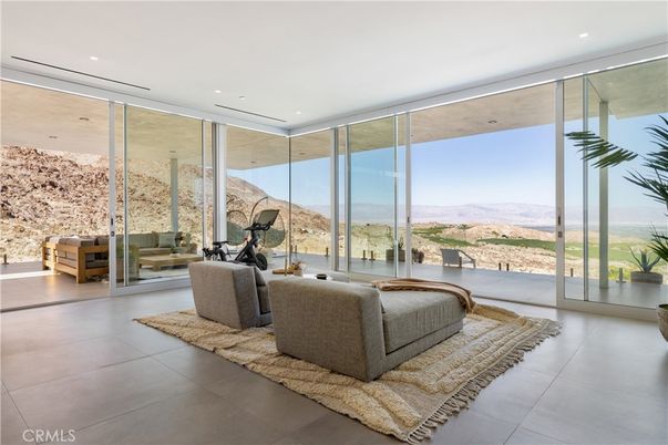 Fitness Equipment, Interior, Living room, Recessed Lighting