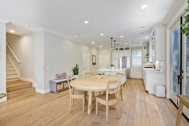 Dining room, Interior, Kitchen, Pendant Lights, Recessed Lighting, Wood Texture Flooring