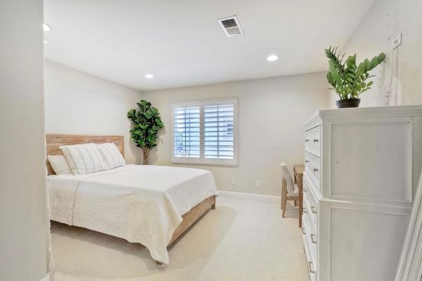 Bedroom, Interior, Recessed Lighting