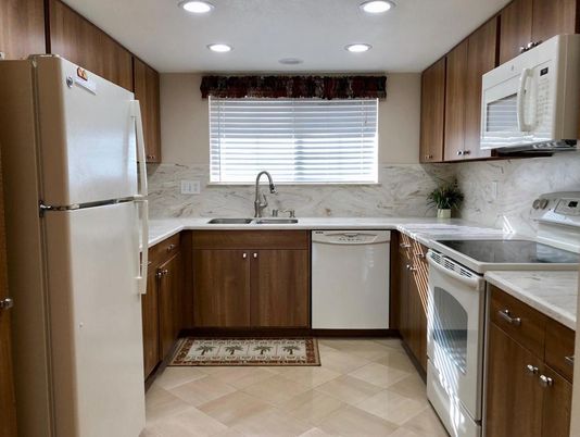 Interior, Kitchen, Marble Walls, Recessed Lighting