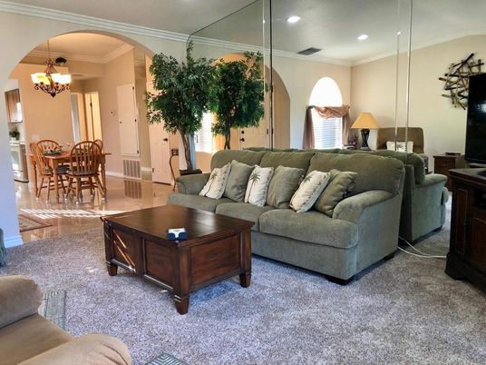 Chandelier, Dining room, Interior, Living room, Recessed Lighting, Wood Texture Flooring
