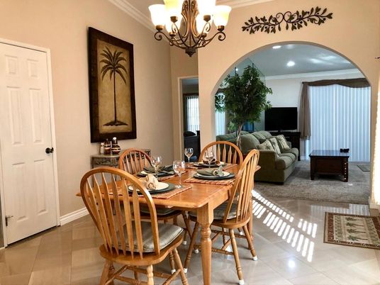 Chandelier, Dining room, Interior, Living room, Recessed Lighting