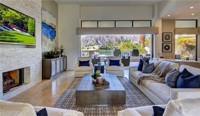 Fireplace, Interior, Living room, Recessed Lighting