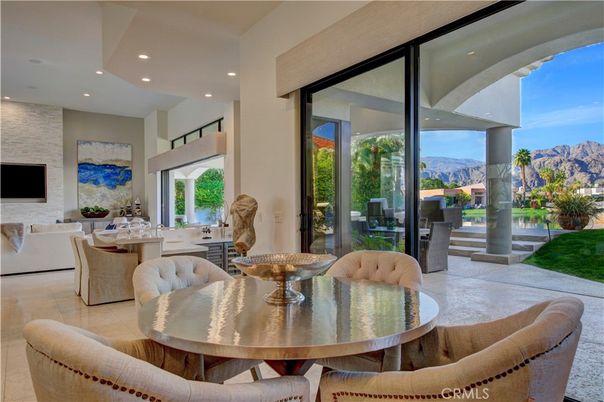 Dining room, Interior, Recessed Lighting