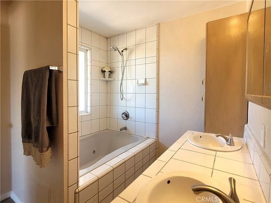 Bathroom, Interior, Tile Countertops